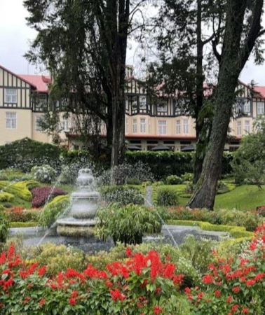 7D6N • Sri Lanka:8-Day Private Tour with Safari & Scenic Train Ride