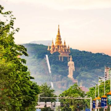 腾冲+瑞丽+芒市+西双版纳8日7晚私家团