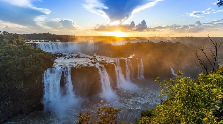 4-Day 4 Days and 3 Nights 3 Stars Hotel Iguassu Falls - Private Tours