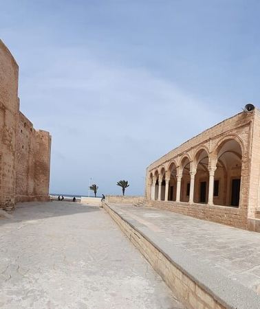 7D6N • 7-Day Guided Tour of Tunisia with accommodation and meals included