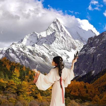 成都+木雅圣地景区+新都桥+理塘+长青春科尔寺+稻城亚丁+康定情歌(木格措)景区+中国贡嘎山海螺沟9日8晚私家团