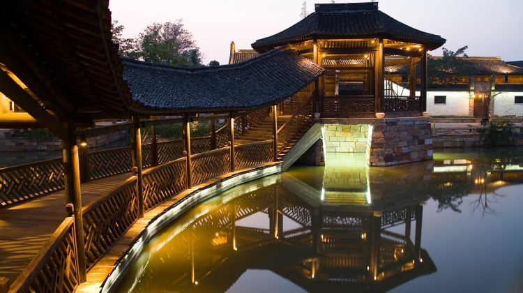 2D1N · Group Tours · Jiangnan Heritage 5-Star Hotel Stay Exclusive Tour for International Travelers: Shanghai Arrival + Wuzhen East Gate Scenic Area