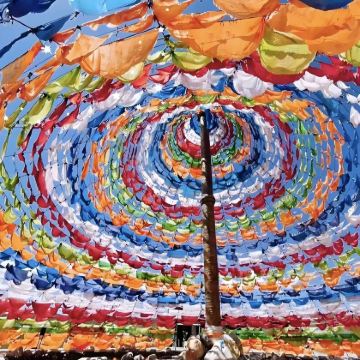 拉脊山+日月山+青海湖景区+茶卡盐湖+卓尔山3日2晚拼小团