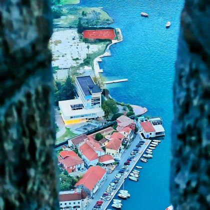 塞尔维亚+黑山+波黑10日8晚私家团