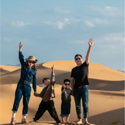 包头+鄂尔多斯草原旅游区+成吉思汗陵+响沙湾5日4晚拼小团