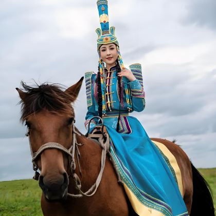 希拉穆仁草原+响沙湾2日1晚拼小团