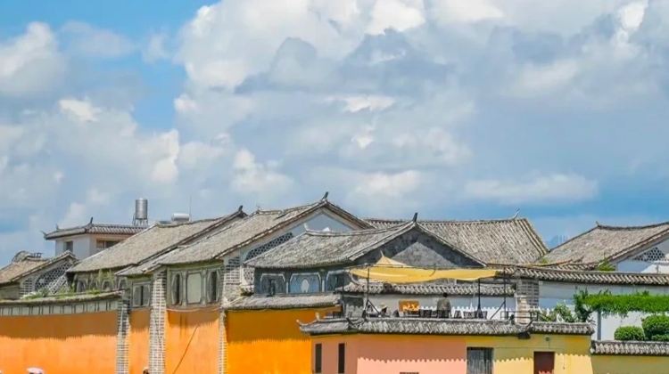 8D7N · Group Tours ·  Consult for GIFT: Dali Erhai + Lijiang + Yulong Snow Mount+ Shangri-la. 8 pax EN group and exclusive for International Visitors·  &nbsp;