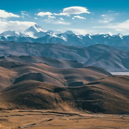 珠峰大本营+奇林峡风景区+冲巴雍错风景区+扎什伦布寺6日5晚私家团