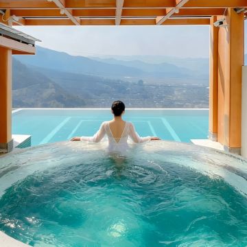 腾冲+芒市+瑞丽8日7晚私家团