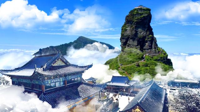 贵州贵阳+黄果树+梵净山+荔波+镇远+西江千户苗寨6日5晚跟团游·新春十重臻享福利+自己动手包饺子搓汤圆+年夜饭+儿童赠早餐+2+1头等舱+金牌导游