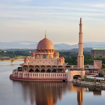 新加坡+马来西亚6日5晚跟团游