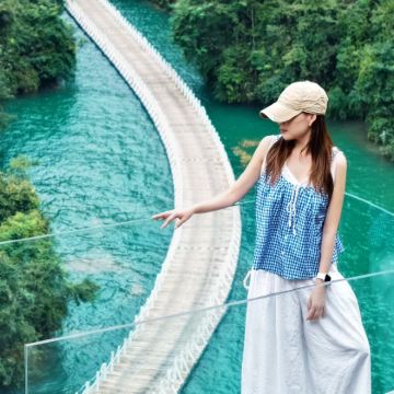 武汉+恩施市+恩施大峡谷5日4晚跟团游