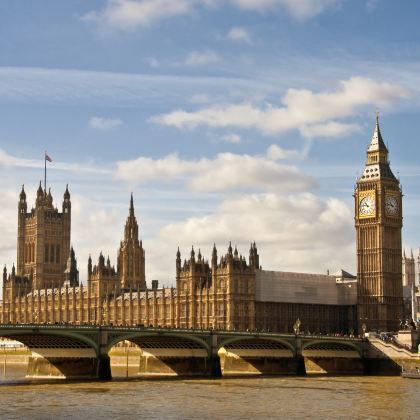 英国+伦敦+牛津+巴斯6日5晚拼小团