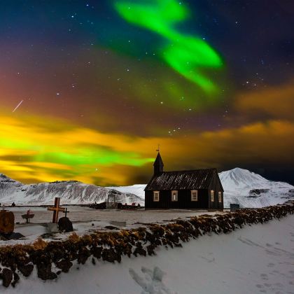 冰岛瓦特纳冰川国家公园+蓝冰洞+雷克雅未克观鲸8日7晚私家团