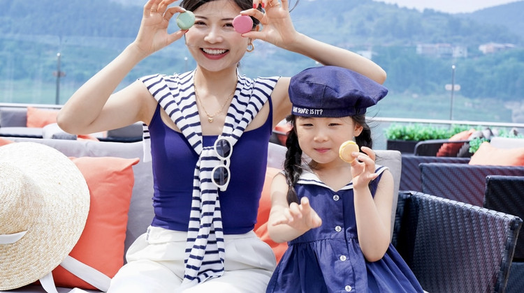 宜昌+长江三峡+重庆6日5晚私家团·【世纪系列高端五星】『A线超大阳台标间/B线升5楼甄选豪华房』深度体验·巴楚古迹【重庆市内游】【赠川渝火锅】免费行李搬运【赠3夜宵+登船晚餐】·宜进渝出