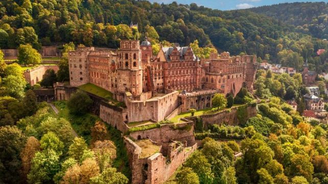 <9天>【鐵發6-15人中文小團|童話德國▪深度全覽】·法蘭克福往返+科隆+漢堡+柏林+慕尼黑+海德堡城堡+新天鵝堡+羅騰堡+波茨坦無憂宮+柏林大教堂+科隆大教堂+萊茵河遊船