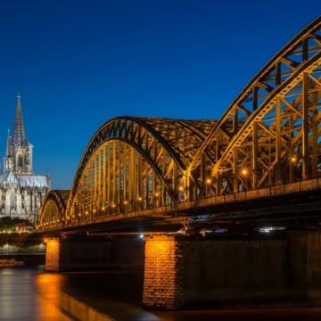 德国科隆+法兰克福+海德堡+黑森林+瑞士14日13晚拼小团