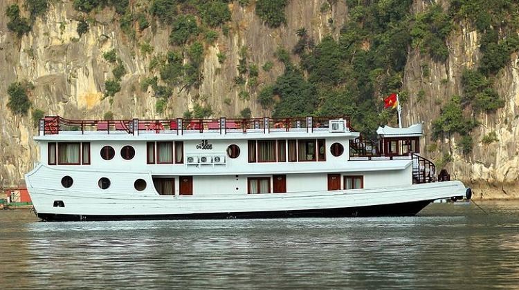2D1N · Group Tours · 2-Day Oriental Sails Junk Cruise of Halong Bay