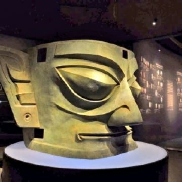 重庆+成都+乐山大佛+三星堆博物馆+成都大熊猫繁育研究基地+黄龙溪6日5晚跟团游