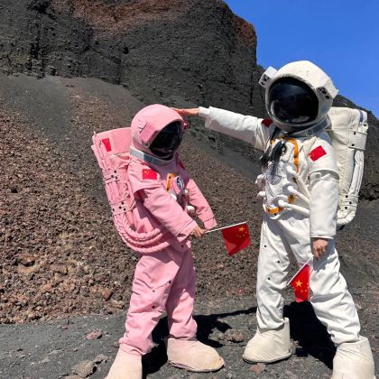 乌兰察布+乌兰哈达火山地质公园+乌兰布统旅游区+承德+草原天路6日5晚私家团