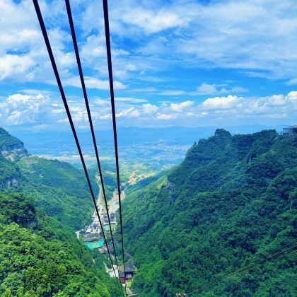 长沙+韶山旅游区+天门山+凤凰古城7日6晚私家团