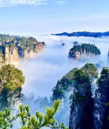 8D7N • 8-day Guizhou & Zhangjiajie adventure: Huangguoshu, Xiaoqikong, Miao Village, Fanjingshan, Avatar Peaks & Fenghuang: free drone & eSIM