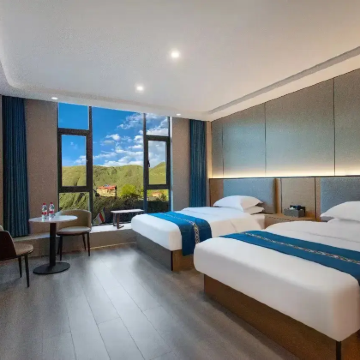 四川新都桥+稻城亚丁+墨石公园景区+鱼子西5日4晚拼小团