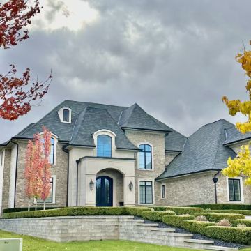 美国11日10晚私家团