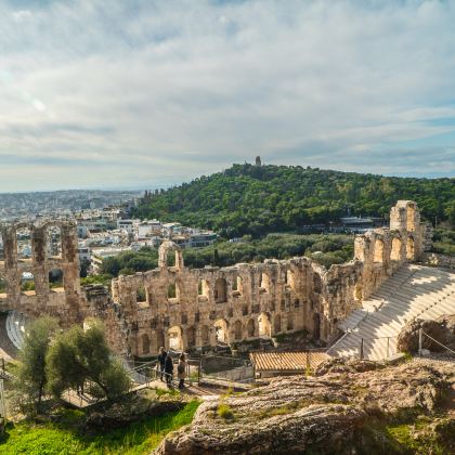 希腊雅典+圣托里尼+克里特岛10日9晚私家团