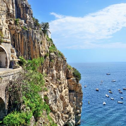 那不勒斯+阿马尔菲海岸+巴里10日9晚拼小团