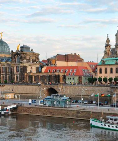 13D12N • Austria and Germany – Full Tour – End in Prague