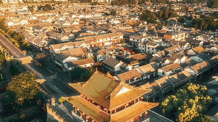 8D7N · Group Tours ·  Consult for GIFT: Dali Erhai + Lijiang + Yulong Snow Mount+ Shangri-la. 8 pax EN group and exclusive for International Visitors·  &nbsp;
