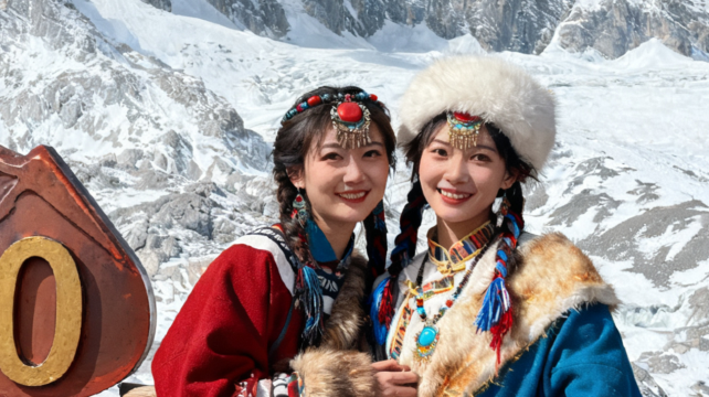 麗江+大理市6日5晚跟團遊·自營15人團+升級希爾頓+2+1頭等艙+保雪山大索+旅拍+下午茶+非遺扎染+1日自由活動