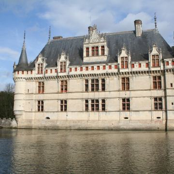 法国巴黎+巴塞罗那+安道尔+波尔多9日8晚跟团游