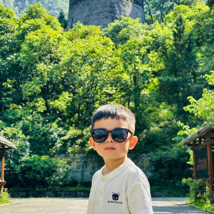 恩施市+神农架风景区+武当山风景区7日6晚跟团游