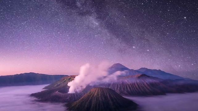 布羅莫火山+賽武千層瀑布+伊真火山4日3晚跟團遊·FunMax推薦+1人開團+純玩團+全程早餐+往返交通+英文印尼語嚮導+嚮導旅拍+景點門票