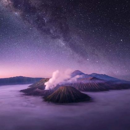 布罗莫火山+赛武千层瀑布+伊真火山4日3晚跟团游