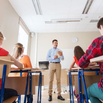 主题营地·德国慕尼黑国际夏令营9天 | 德语课程 5个半天共15小时 | 成人报名不同教室上课/研学活动同步 |新天鹅堡城堡、宝马博物馆、科学博物馆、安联足球博物馆、慕尼黑植物园