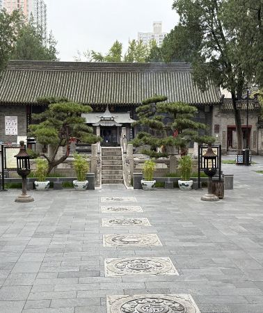 7D6N • Beijing: The Palace Museum + Mutianyu Great Wall - Xi'an: Emperor Qinshihuang's Mausoleum Site Museum + Huaqing Palace - Shanghai: The Bund + Yu Garden