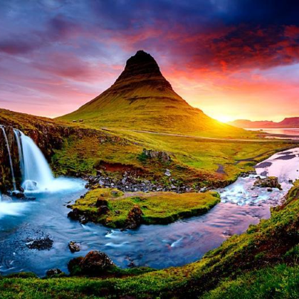 冰岛+雷克雅未克+黄金旅游圈+黄金瀑布+米湖+蓝湖10日跟团游