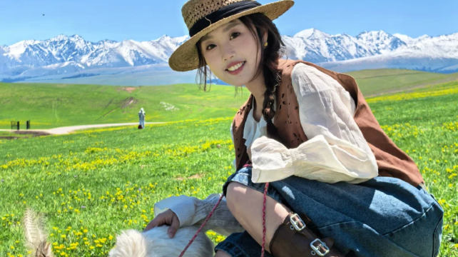 新疆乌鲁木齐+南疆+北疆22日21晚·丝路遗梦+南北疆大环线+阿勒泰童话小木屋+伊犁一网打尽+喀什古城