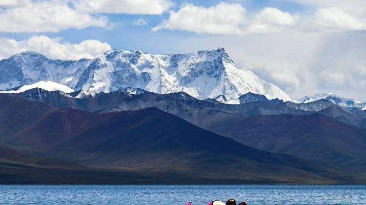 6D5N · Private Tours · &China Tibet Lhasa Tour&Potala Palace+Jokhang Temple+Yamdrok Lake+Namtso Lake & Princess Wencheng'Show