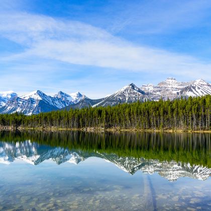 加拿大东西海岸+尼亚加拉瀑布+班夫国家公园12日跟团游