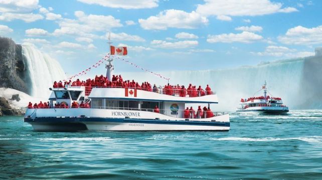 <6天>【保证入住翠湖山庄费尔蒙5钻酒店】加东五城一瀑特色深度游·渥太华国会山庄+尼亚加拉瀑布+特别入内诺特丹圣母大教堂+千岛湖+魁北克+AURA灯光秀+水晶瀑布(可秋季赏枫)