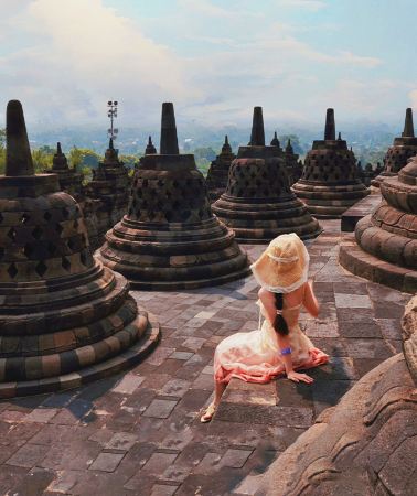 9D8N • Yogyakarta + Surabaya + Bali + Komodo