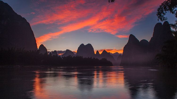 6D5N · Group Tours · Cherish Love Journey: China + Guilin + Yangshuo + Li River + Longji Rice Terraces · Complimentary Coupons