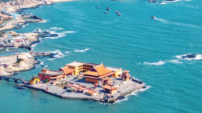 7-Day China Fujian In-depth Private Tour· Xiamen, Gulangyu, Fuzhou, Wuyishan, Quanzhou, Shuzhuang Garden, Pingtan