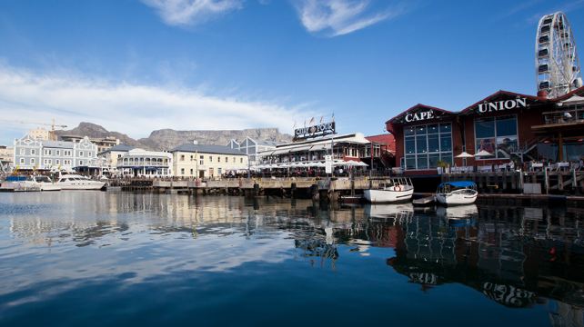 18-Day Cape Town to Victoria Falls Adventure Tour·Lambert's Bay, Orange River, Fish River Canyon, Keetmanshoop, Namib Desert, Swakopmund, Etosha National Park