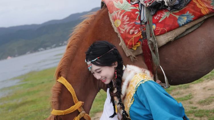 8D7N · Group Tours ·  Consult for GIFT: Dali Erhai + Lijiang + Yulong Snow Mount+ Shangri-la. 8 pax EN group and exclusive for International Visitors·  &nbsp;