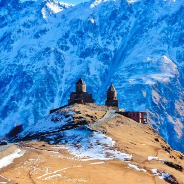 阿塞拜疆+格鲁吉亚+亚美尼亚9日8晚私家团